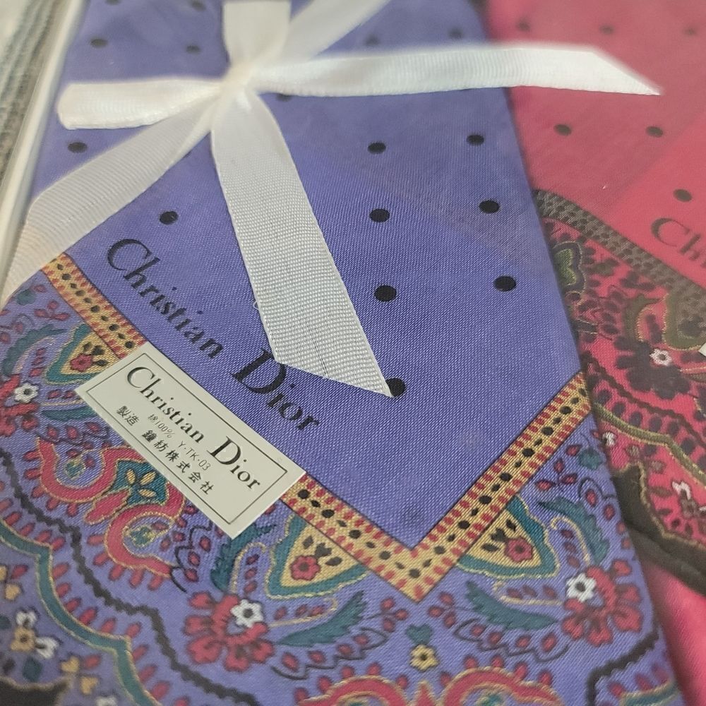 CHRISTIAN DIOR Vintage Handkerchief Set - Picture 3 of 8